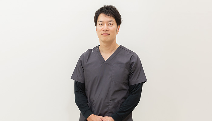 足羽 孝治
