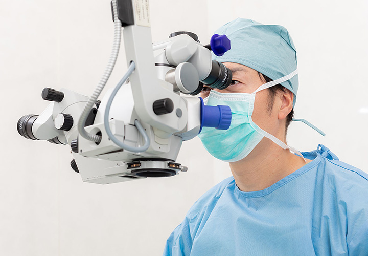 STAAR Surgical 社認定ICL認定医による手術