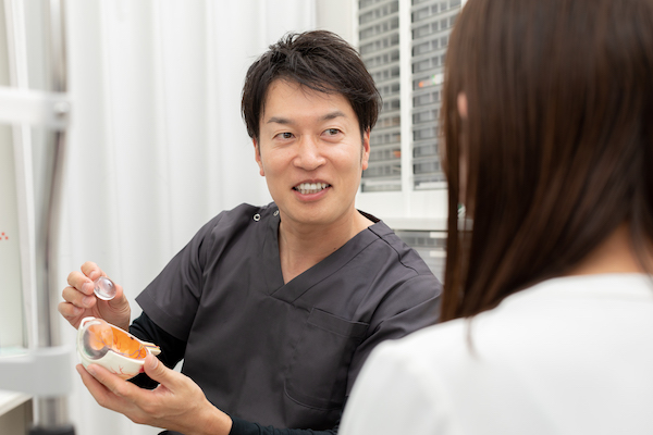 黒い点や糸のようなものが見えるときは
