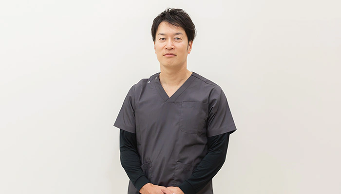 足羽 孝治